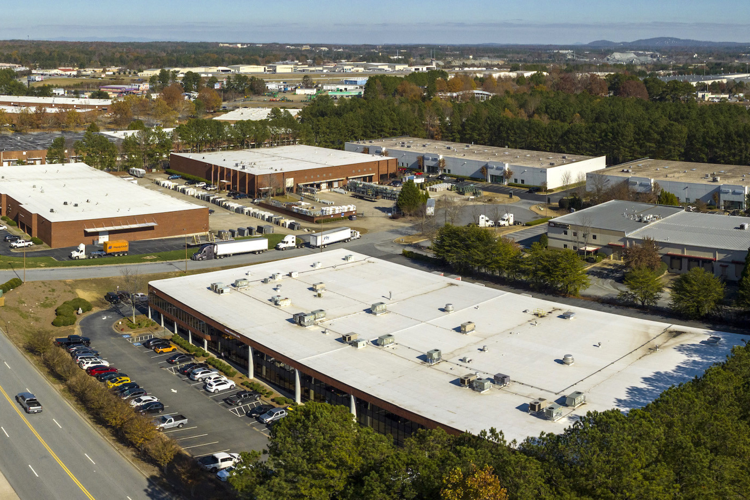 aerial view of kennesaw businesses